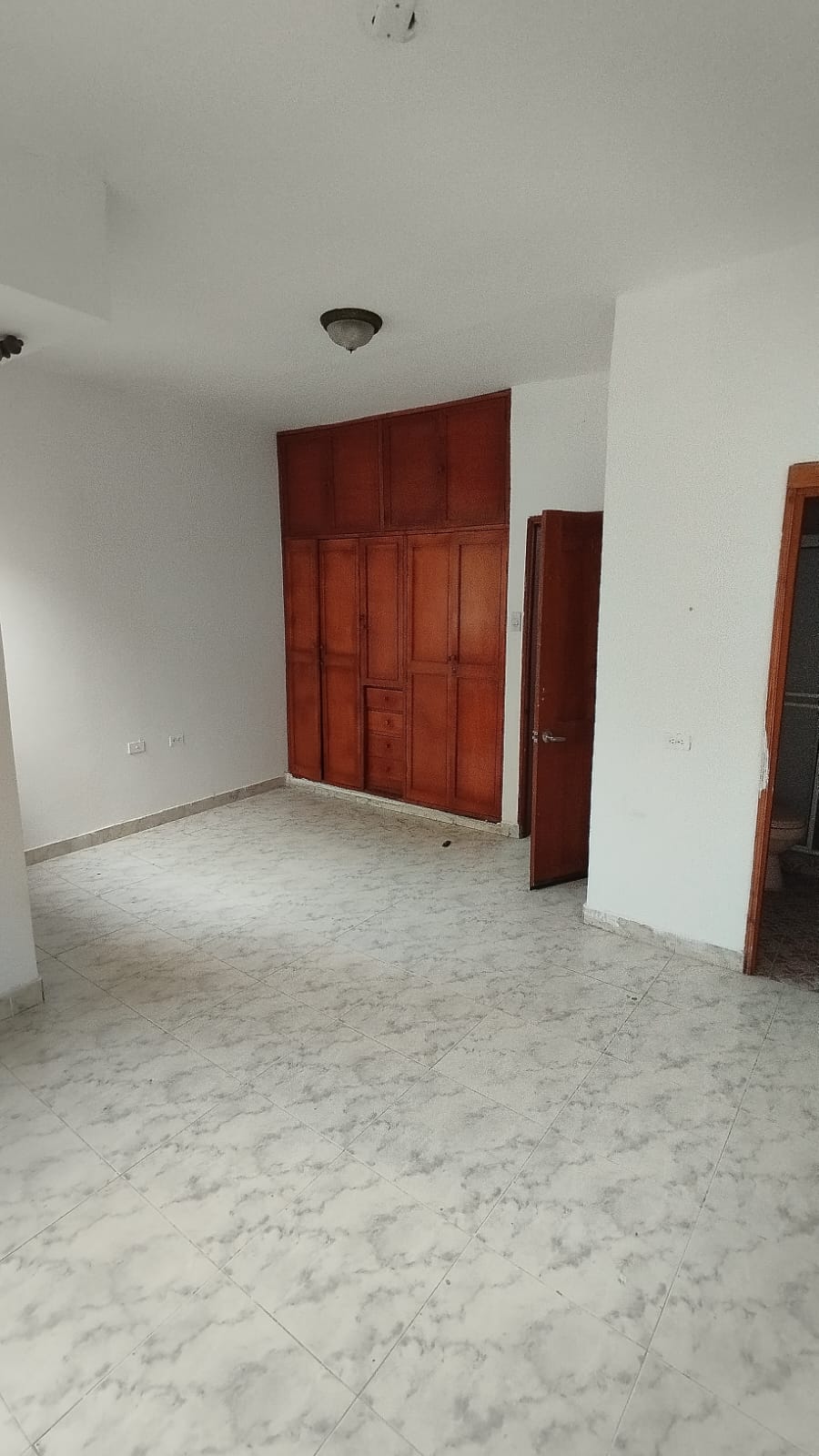 CASA EN ARRIENDO CRESPO - CARTAGENA
