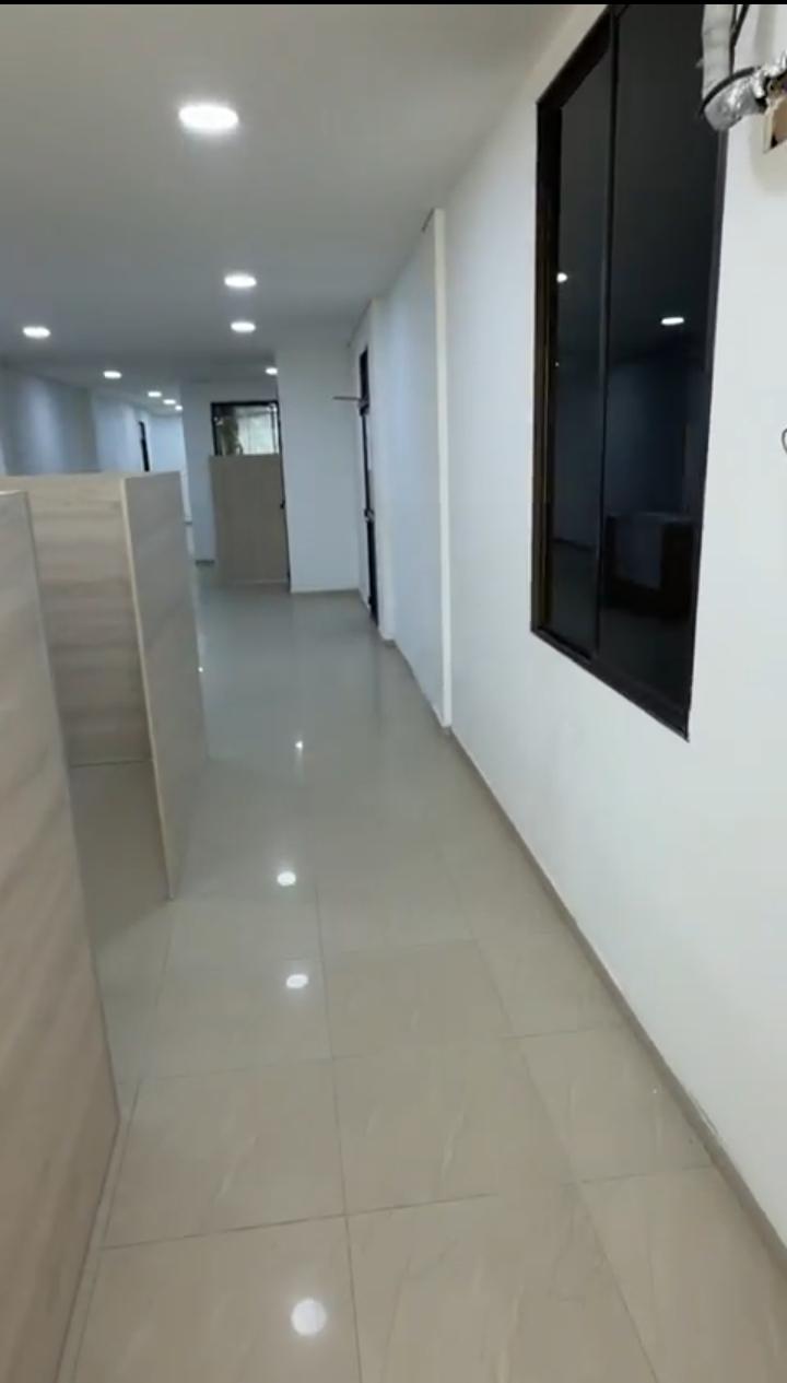 ARRIENDO OFICINA EN EL BOSQUE