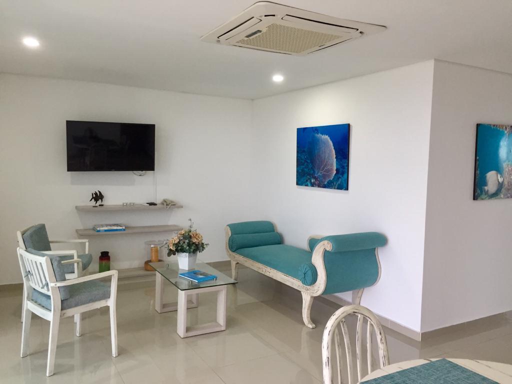EN ARRIENDO APARTAMENTO AMOBLADO EN MANGA - CARTAGENA