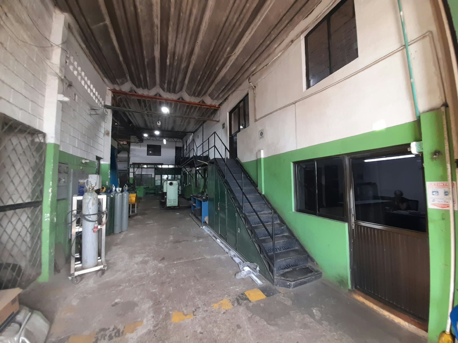 EN VENTA BODEGA EN EL BOSQUE - CARTAGENA
