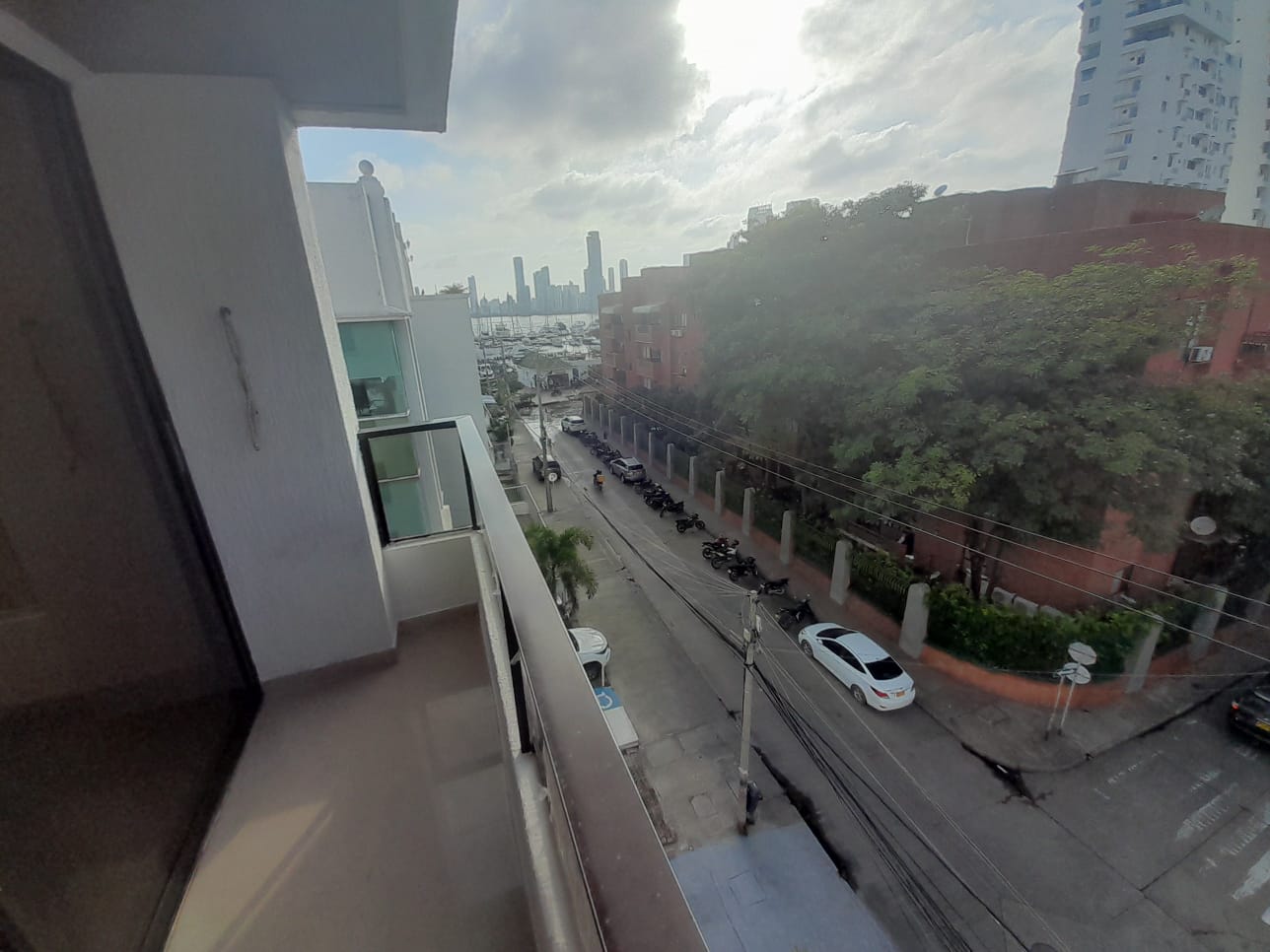 APARTAMENTO PARA ARRIENDO  EN MANGA CARTAGENA