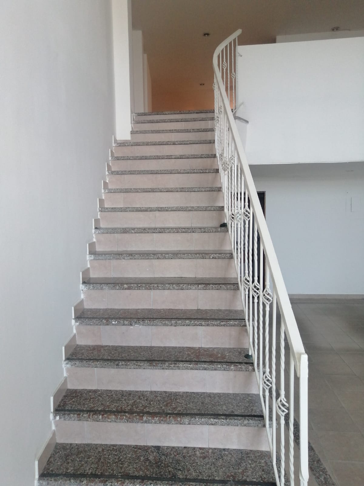 ARRIENDO LOCAL MARBELLA - CARTAGENA