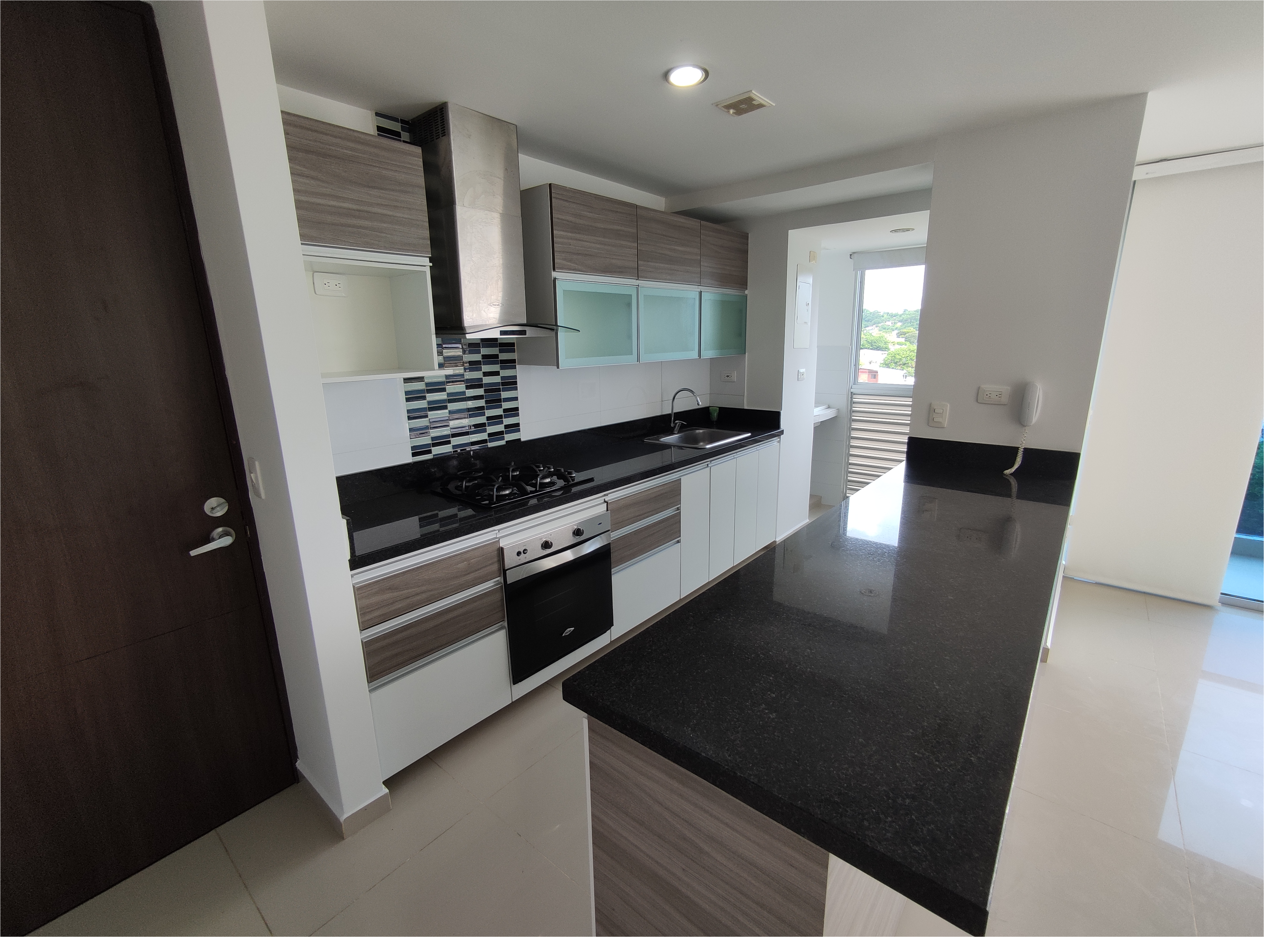 APARTAMENTO EN ARRIENDO CRESPO- CARTAGENA
