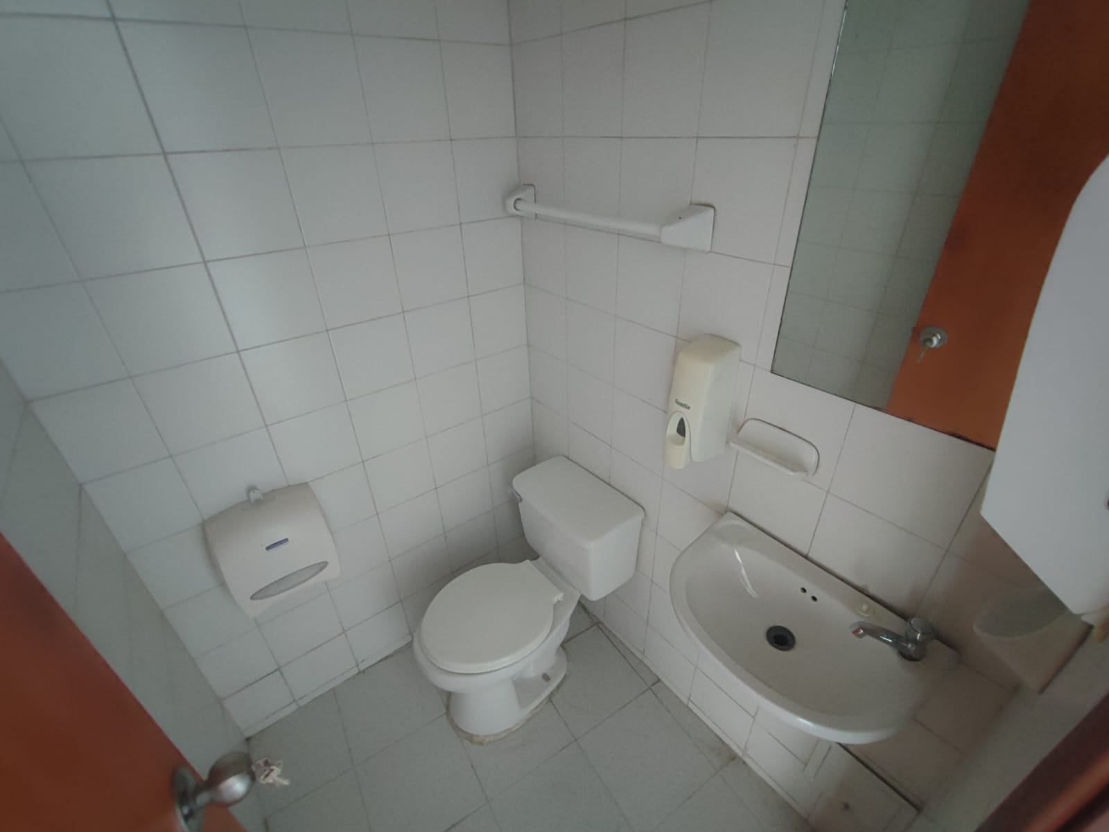 OFICINA EN ARRIENDO SANTA LUCIA - CARTAGENA