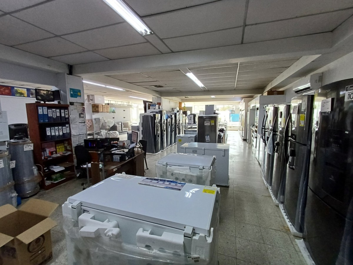 LOCAL EN ARRIENDO BOCAGRANDE - CARTAGENA