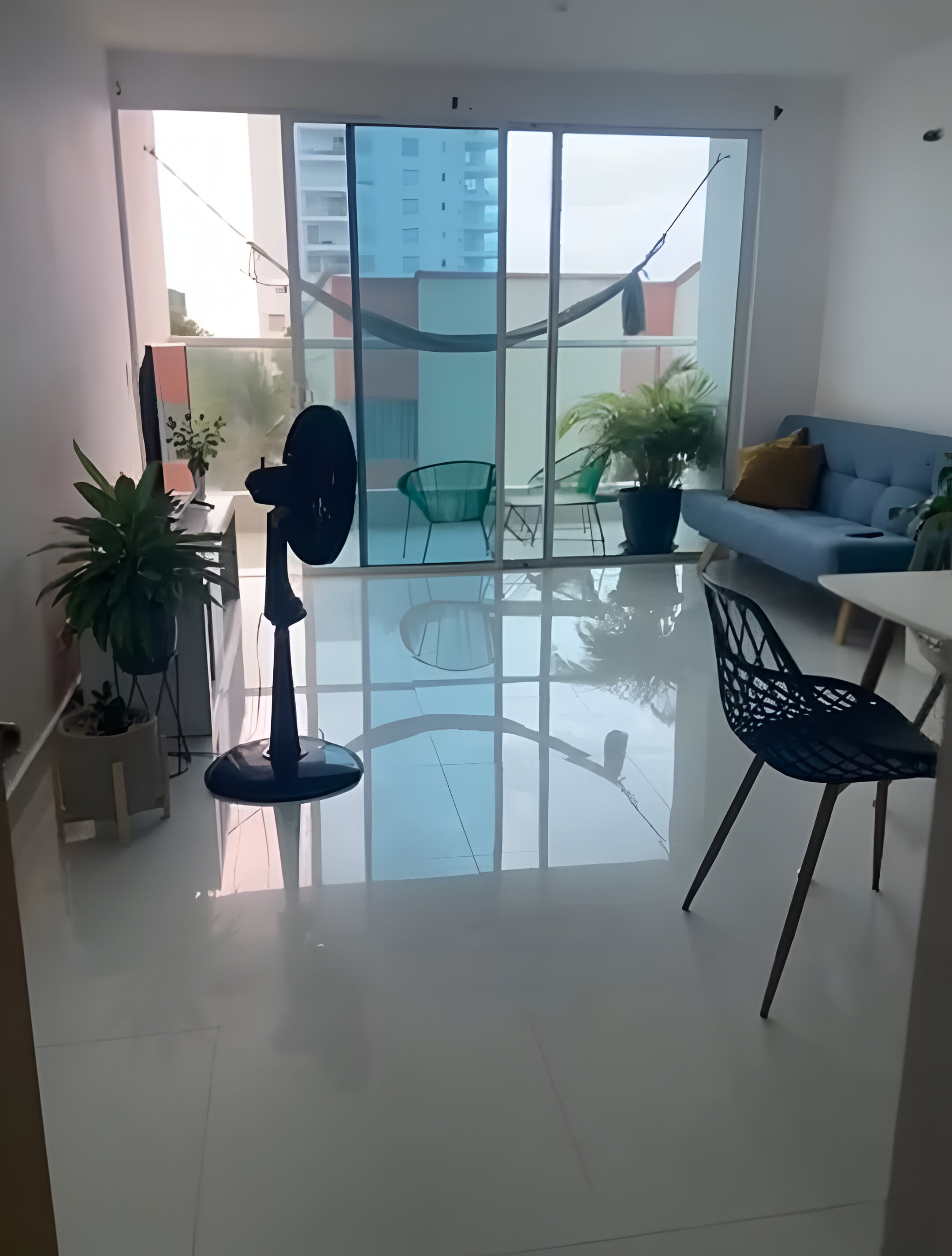 APARTAMENTO AMOBLADO  EN ARRIENDO CRESPO - CARTAGENA