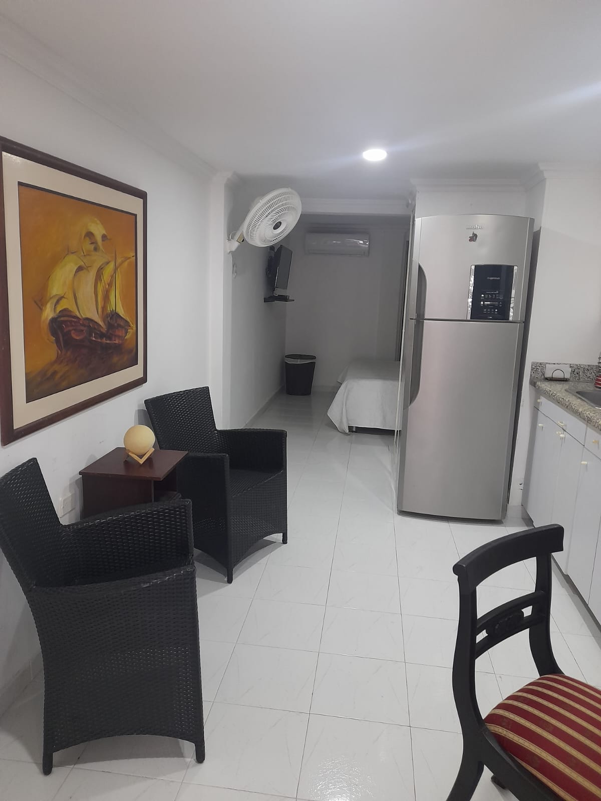 APARTAMENTO CASTILLOGRANDE AMOBLADO UNA HABITACIÓN.
