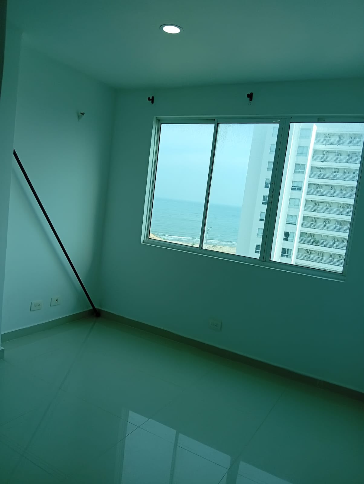 ARRIENDO APARTAMENTO CRESPO- CARTAGENA