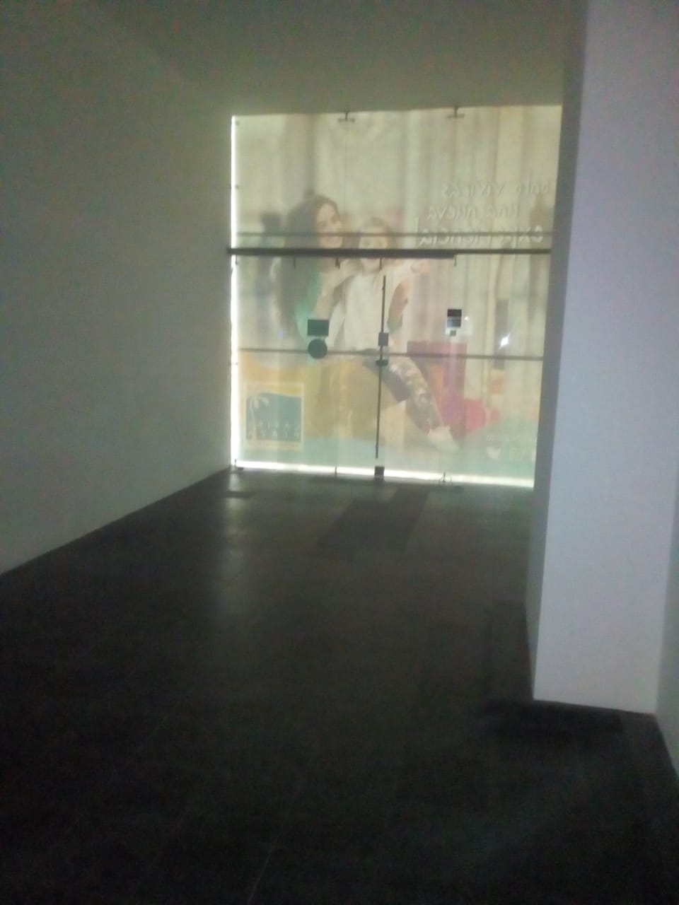 LOCAL EN VENTA CARIBE PLAZA - CARTAGENA