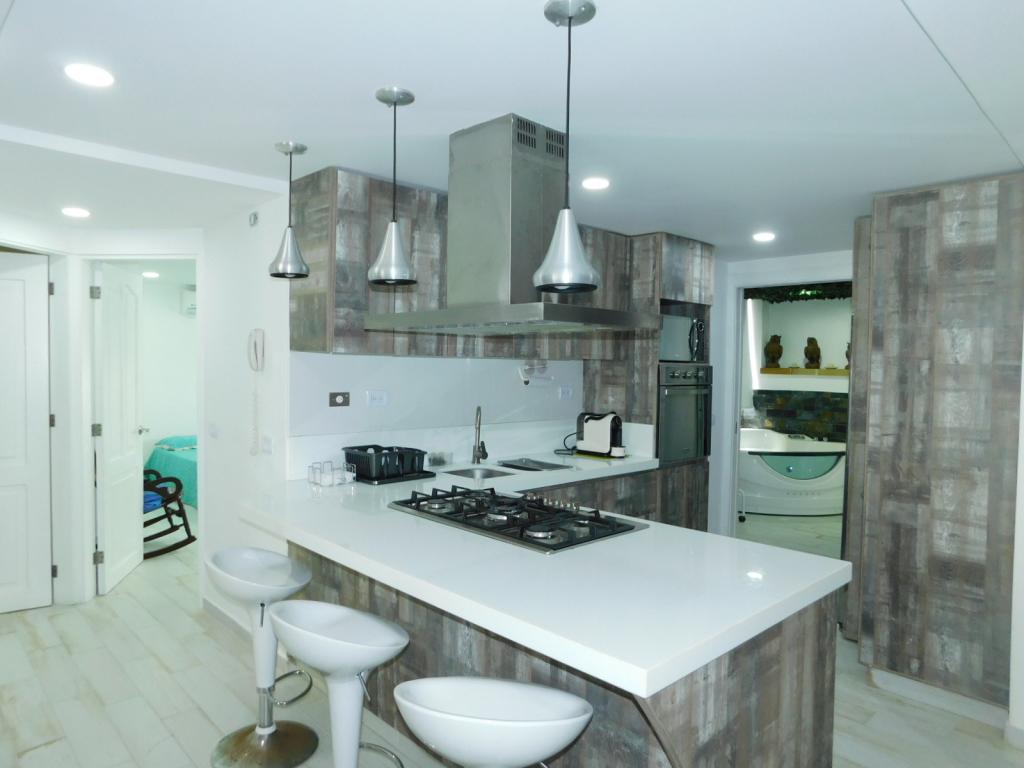 APARTAMENTO EN VENTA EL LAGUITO - CARTAGENA USO MIXTO