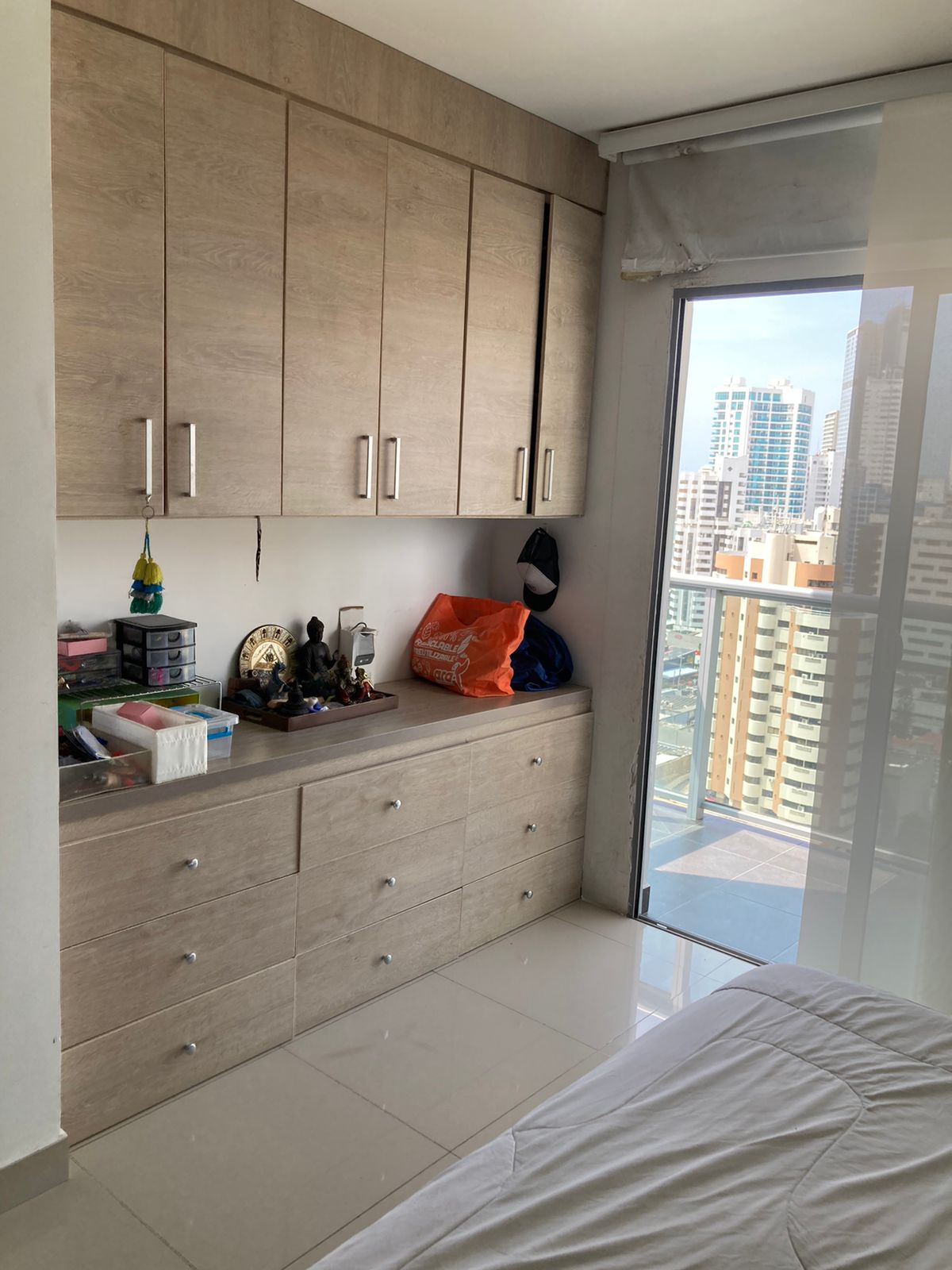 APARTAMENTO AMOBLADO EN VENTA, BOCAGRANDE - CARTAGENA