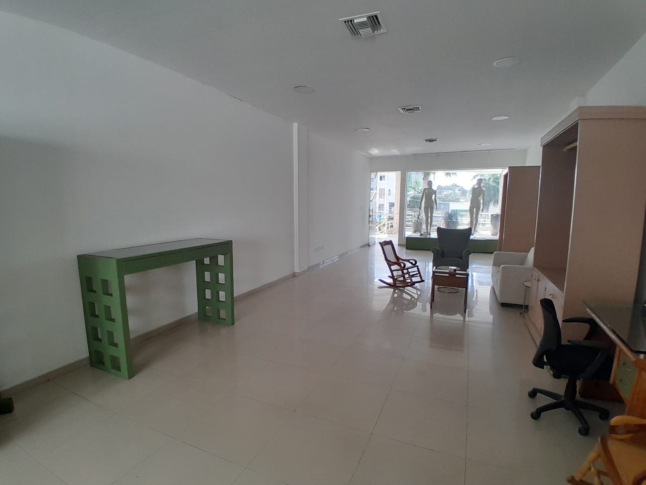 LOCAL EN ARRIENDO BOCAGRANDE - CARTAGENA