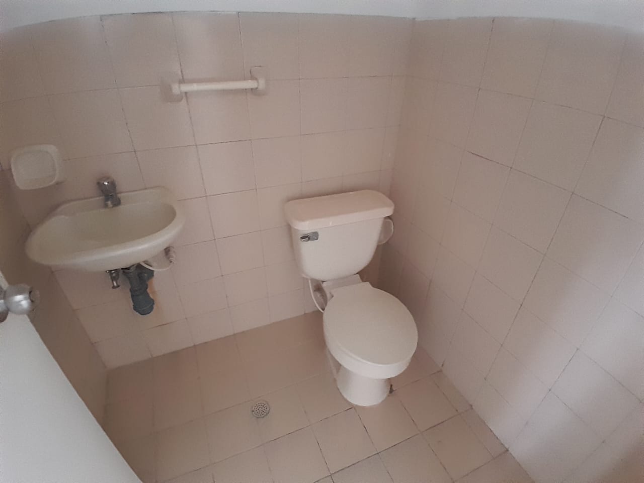 LOCAL EN ARRIENDO BOCAGRANDE - CARTAGENA