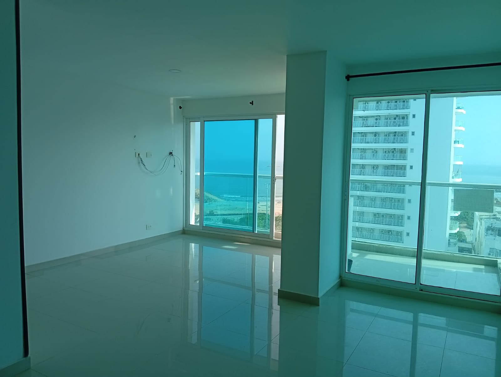 ARRIENDO APARTAMENTO CRESPO- CARTAGENA
