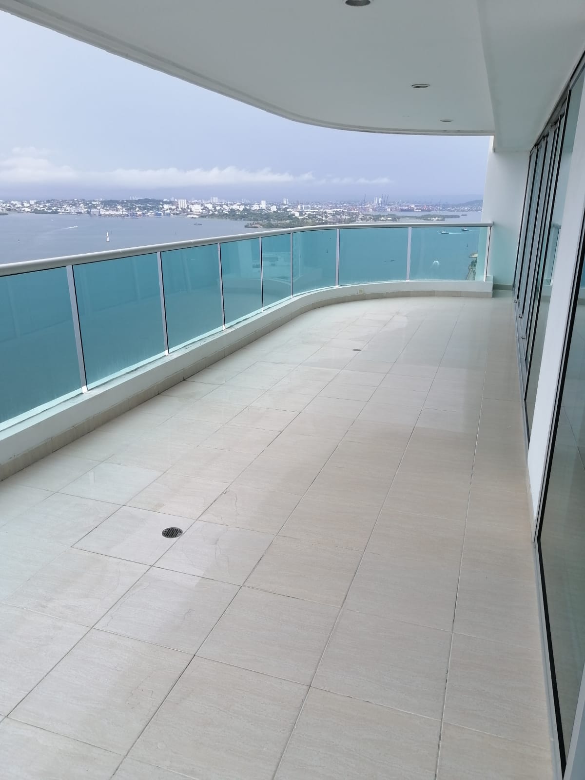 PENTHOUSE EN VENTA  BOCAGRANDE - CARTAGENA