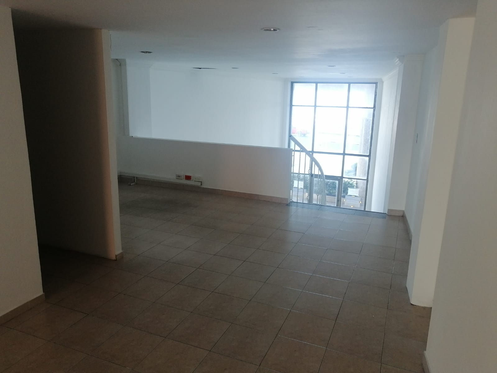 ARRIENDO LOCAL MARBELLA - CARTAGENA