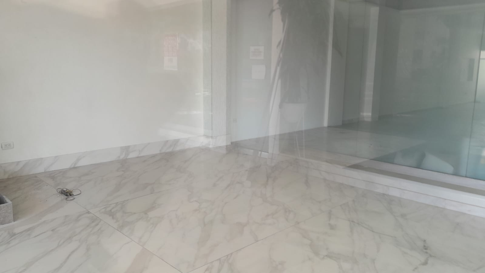 LOCAL EN ARRIENDO BOCAGRANDE - CARTAGENA