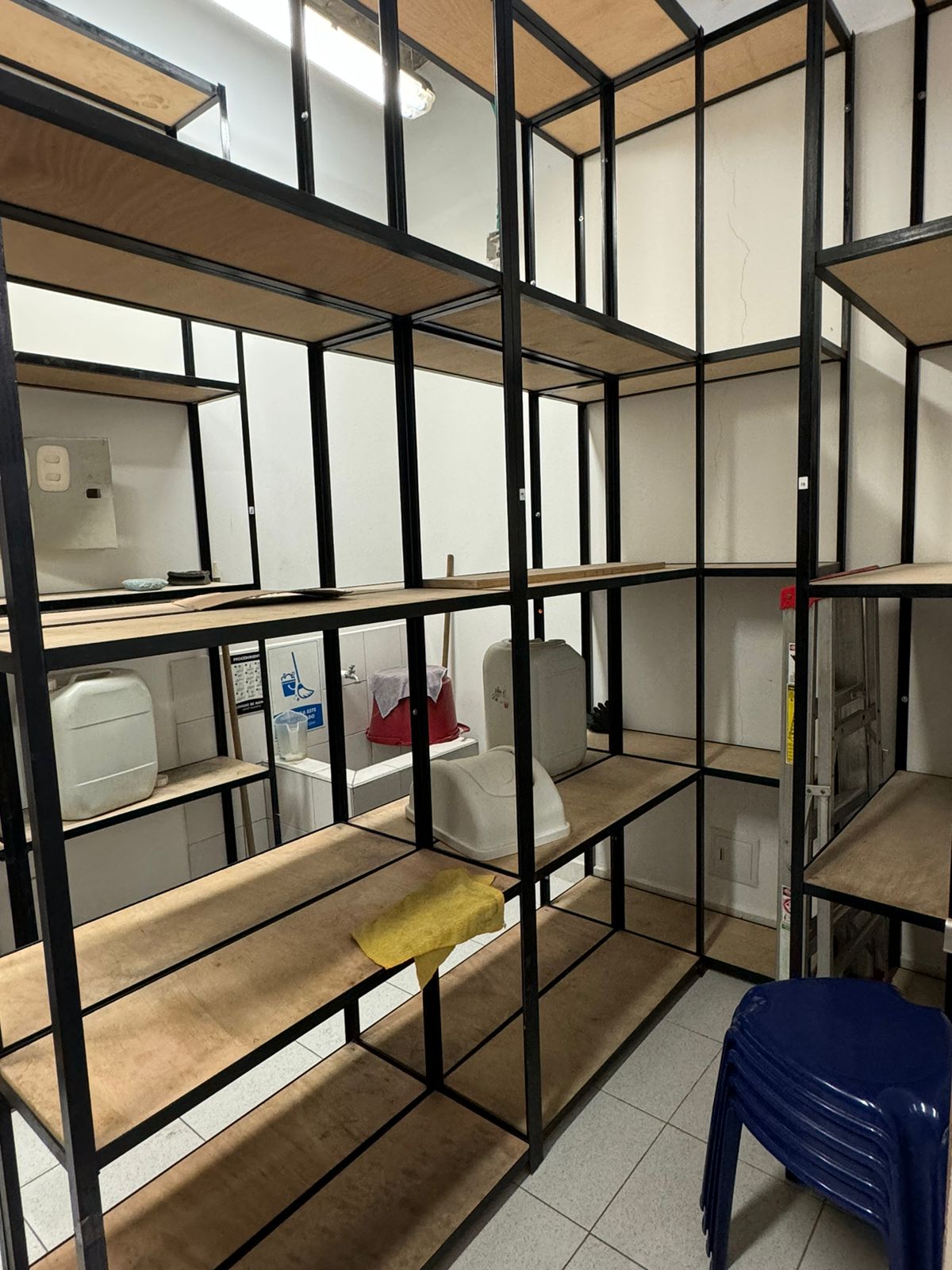 ARRIENDO LOCAL EN CENTRO COMERCIAL SAN FERNANDO