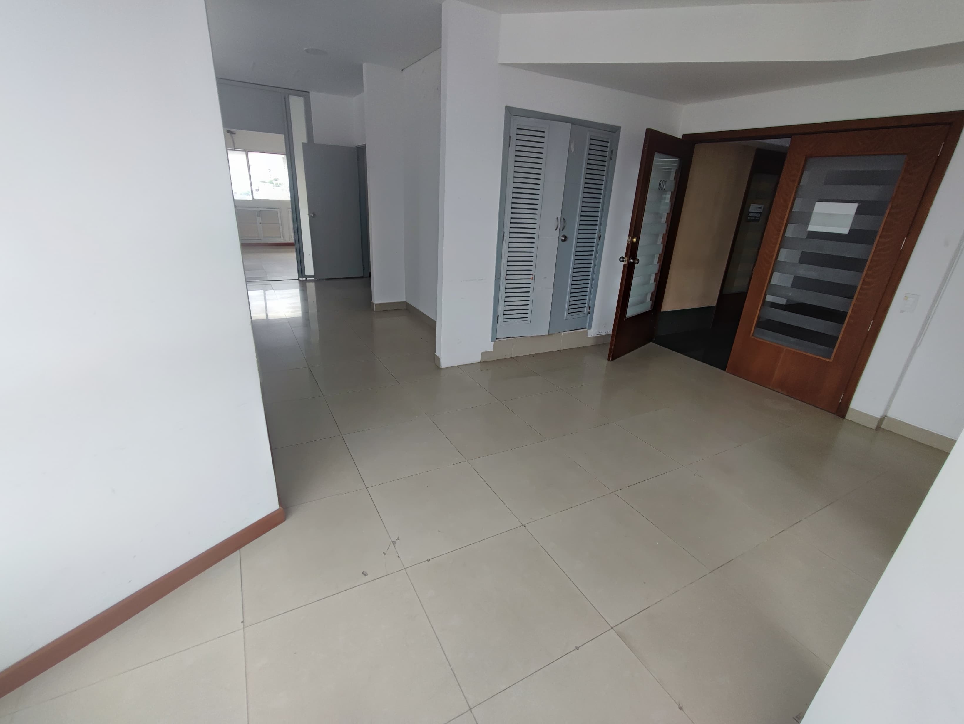 OFICINA EN ARRIENDO SANTA LUCIA - CARTAGENA