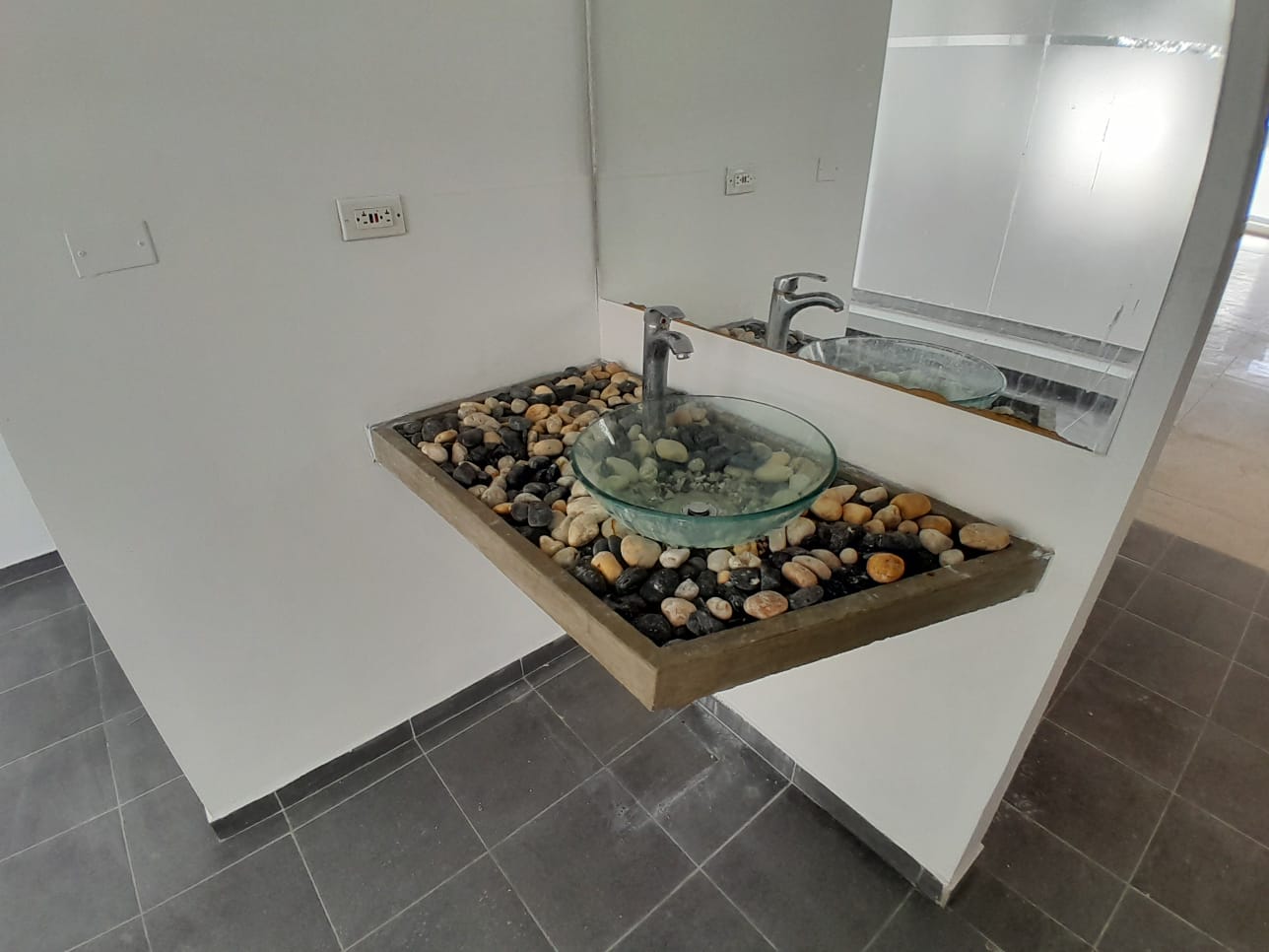 LOCAL EN ARRIENDO BOCAGRANDE - CARTAGENA