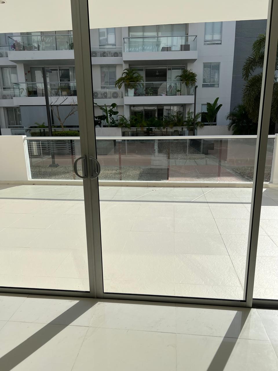 APARTAMENTO EN VENTA SERENA DEL MAR  - CARTAGENA