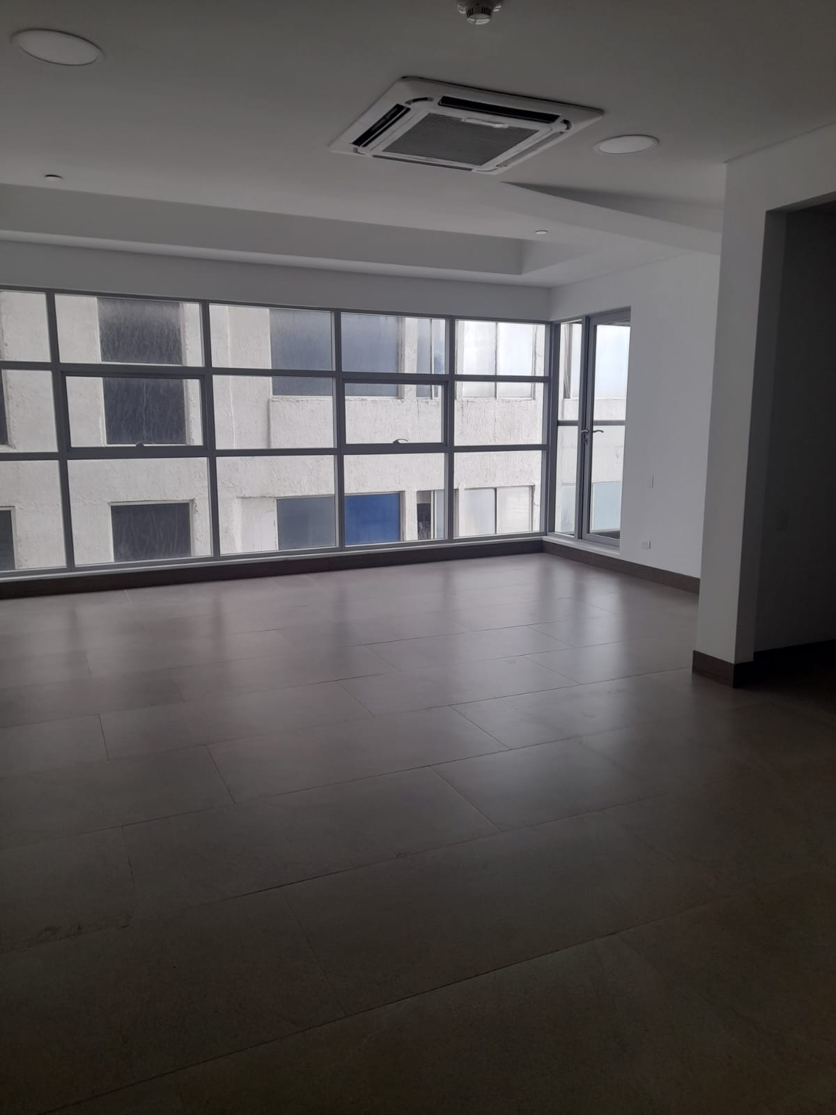 OFICINA EN ARRIENDO BOCAGRANDE - CARTAGENA