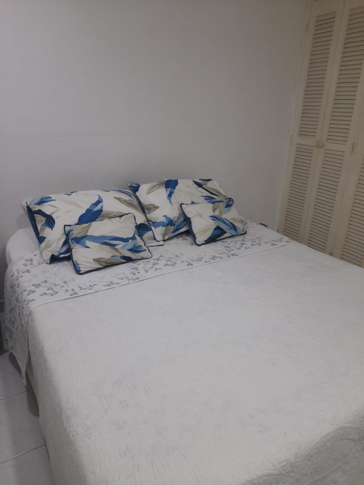 APARTAMENTO CASTILLOGRANDE AMOBLADO UNA HABITACIÓN.