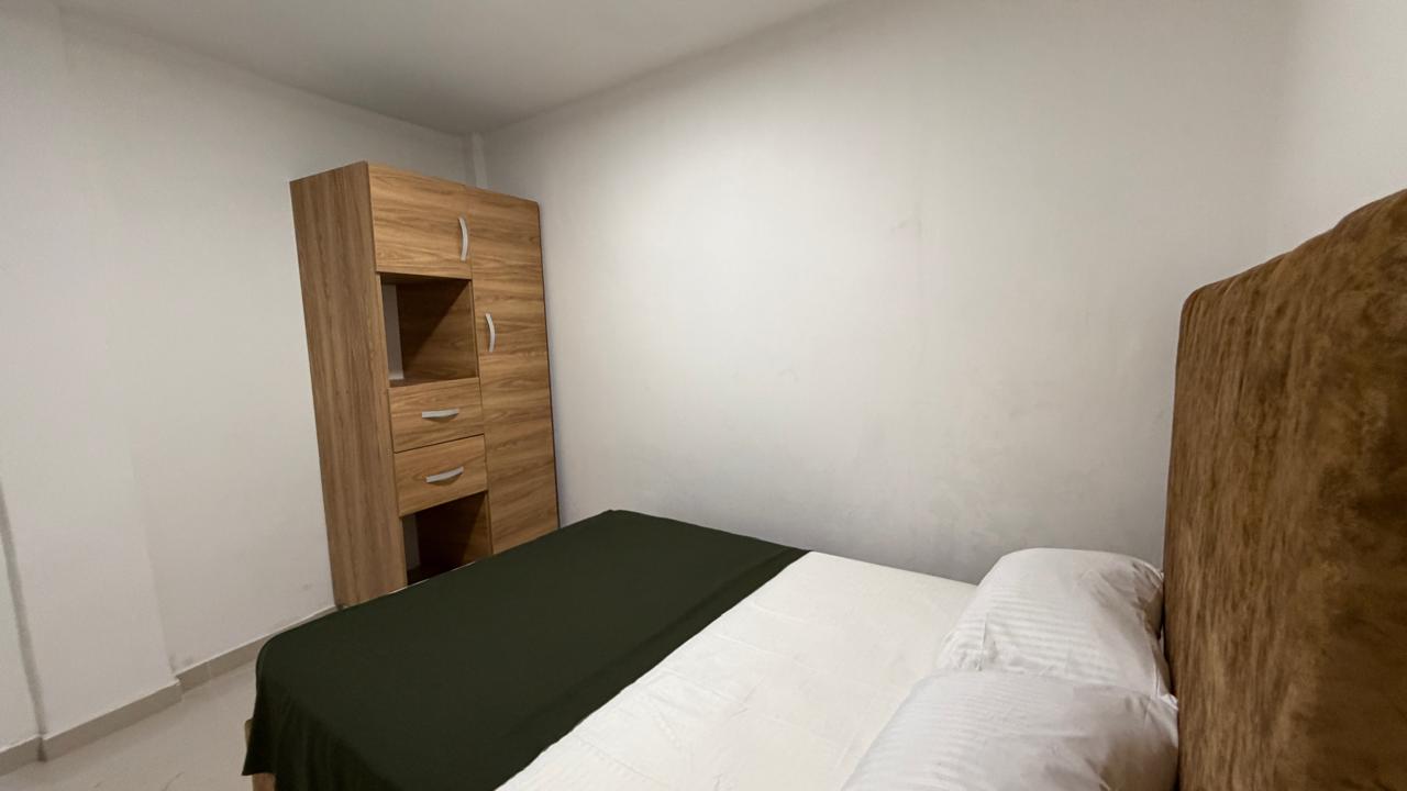 CASA EN VENTA CANAPOTE- 4 APARTAMENTOS- EXCELENTE INVERSIÓN