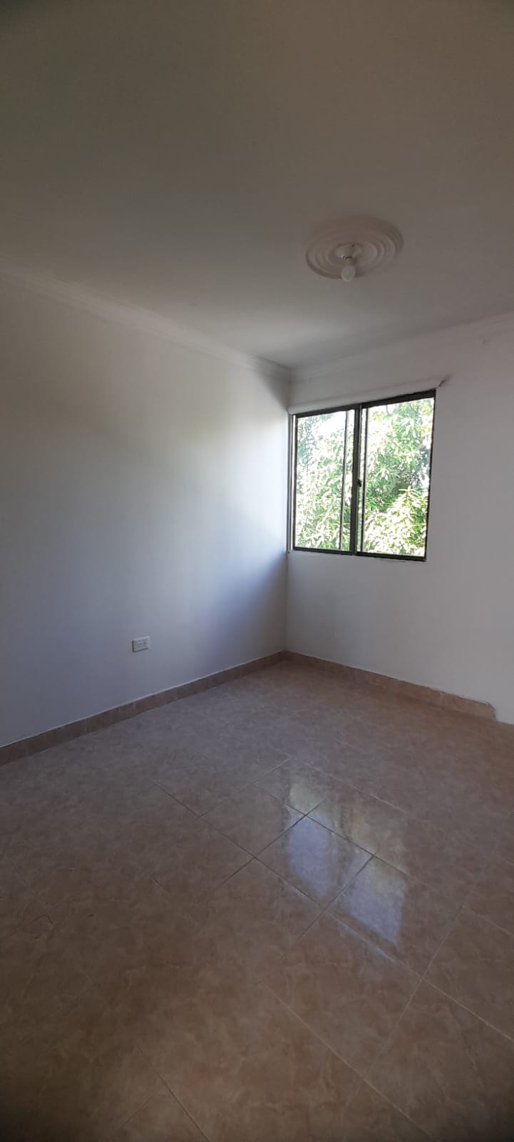 ARRIEDO APARTAMENTO EN PIE DE LA POPA