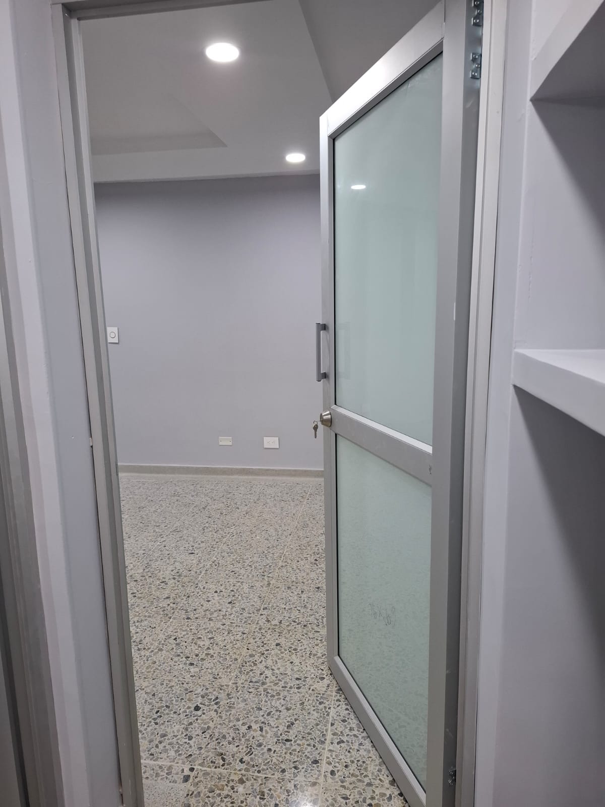 OFICINA EN ARRIENDO BOCAGRANDE - CARTAGENA