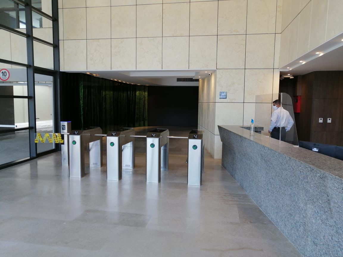 OFICINA EN ARRIENDO BOCAGRANDE - CARTAGENA