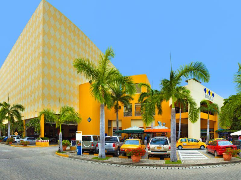 ISLA EN VENTA, CENTRO COMERCIAL LA CASTELLANA, CARTAGENA