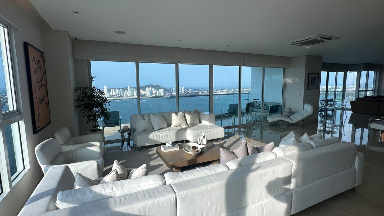 EN VENTA APARTAMENTO EN CASTILLOGRANDE - CARTAGENA