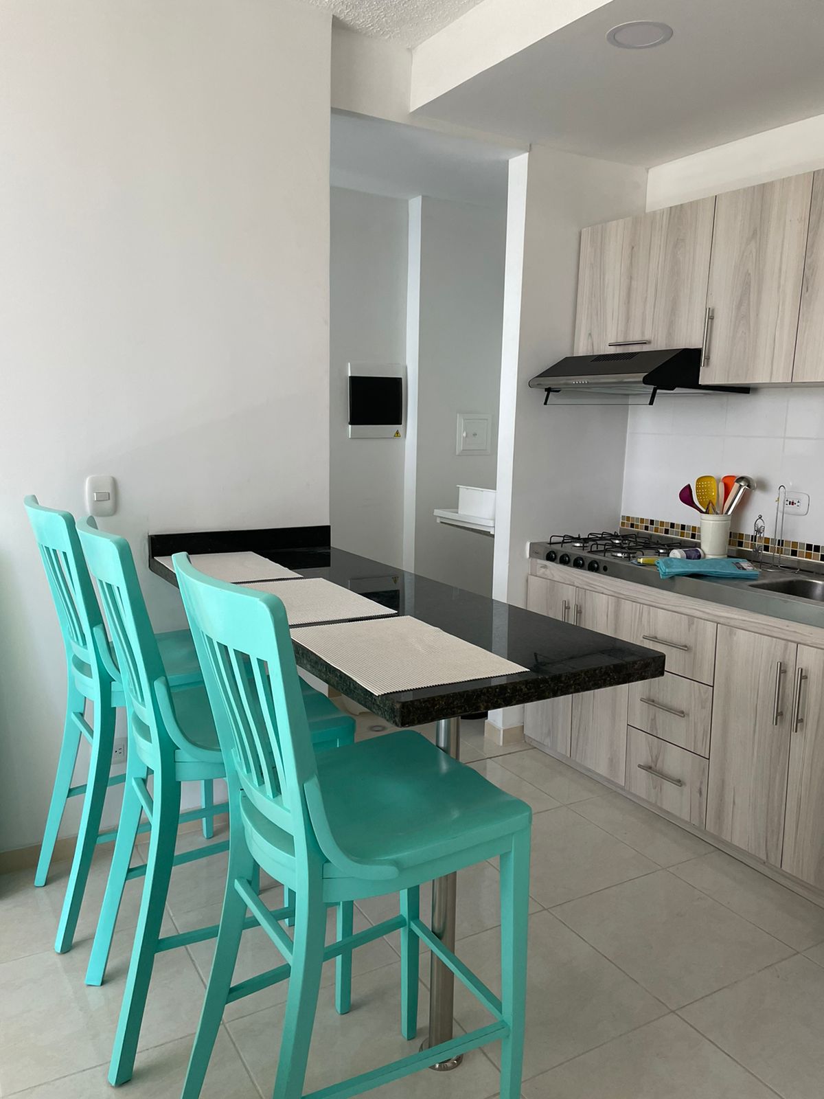 APARTAMENTO AMOBLADO EN ARRIENDO, ZONA INDUSTRIAL - CARTAGENA