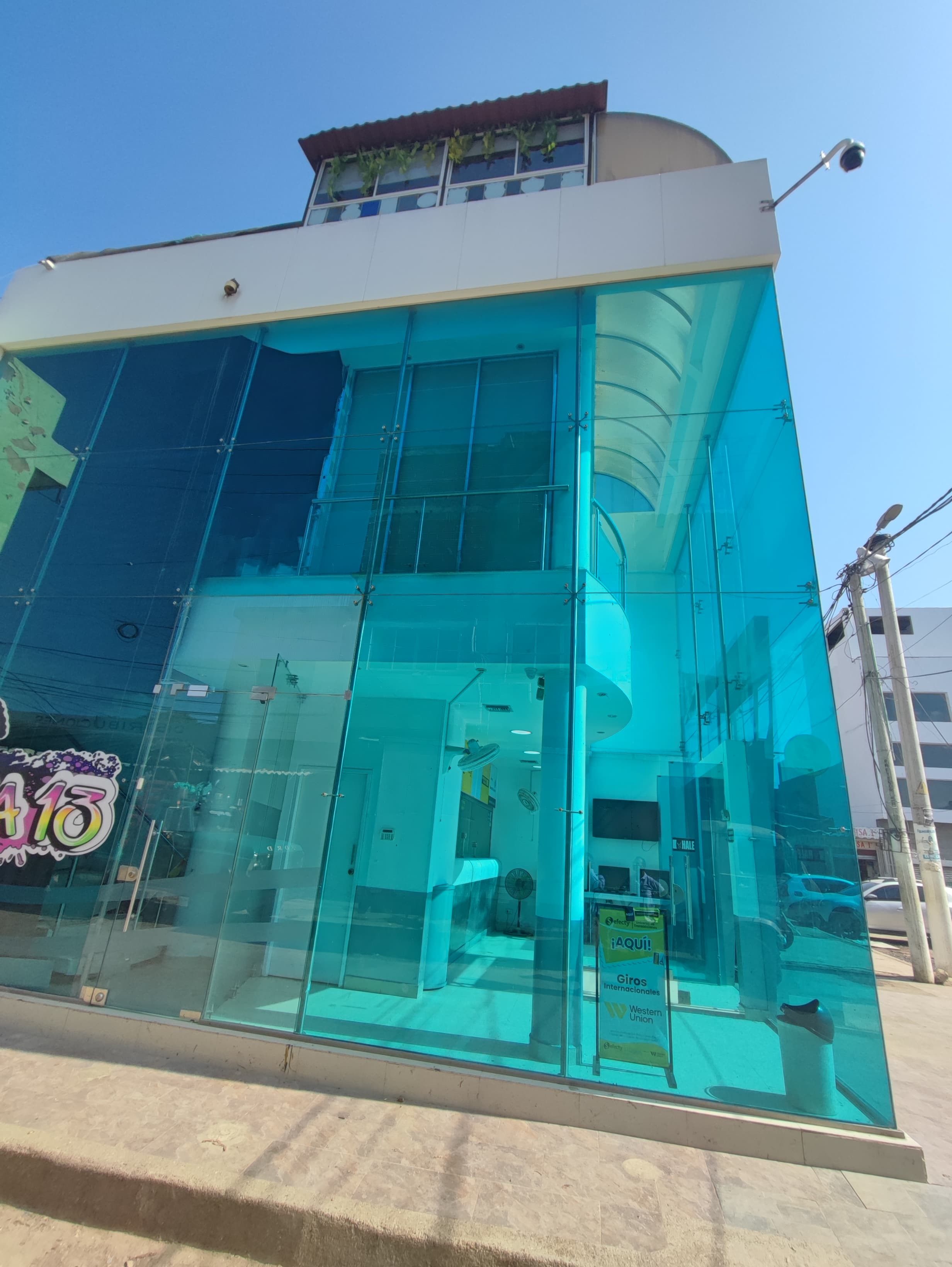 LOCAL EN VENTA BAZURTO - CARTAGENA