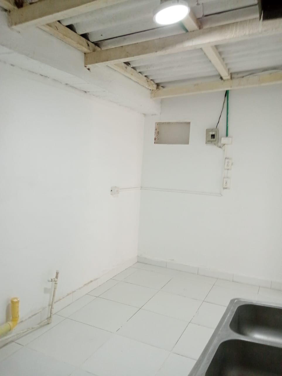 LOCAL EN VENTA BLAS DE LEZO - CARTAGENA