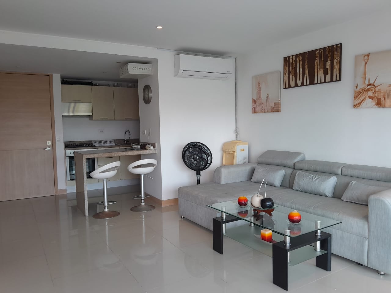 APARTAMENTO AMOBLADO EN ARRIENDO CRESPO - CARTAGENA