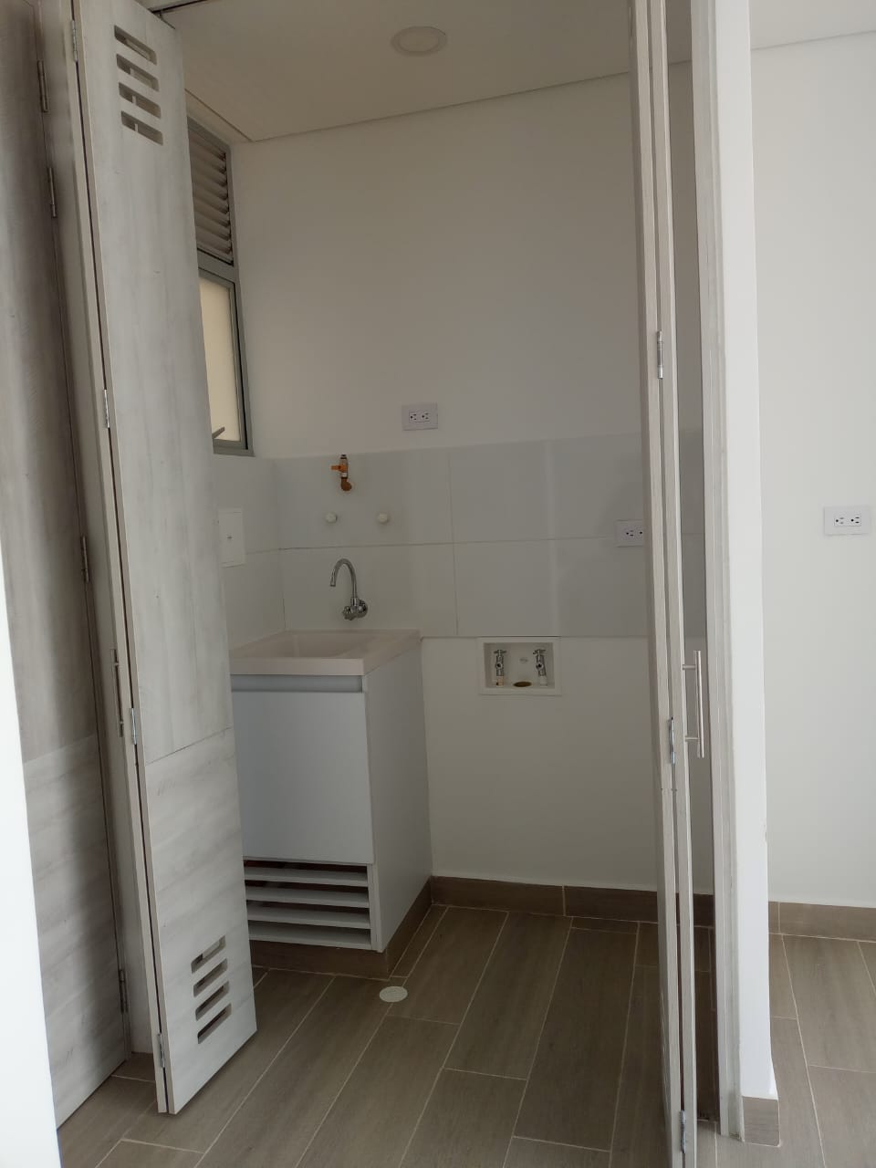 APARTAMENTO EN ARRIENDO SERENA DEL MAR - CARTAGENA