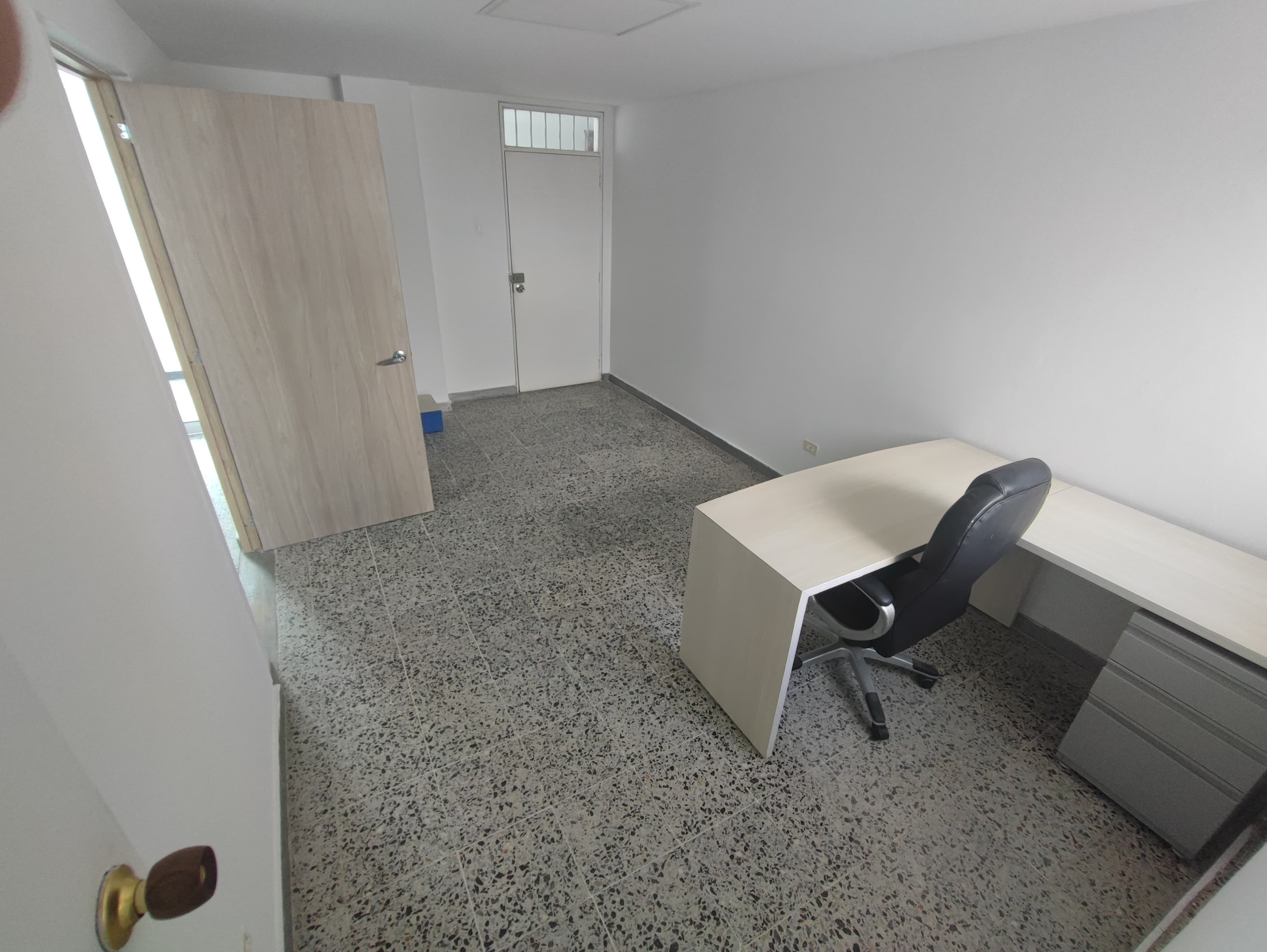 OFICINA EN ARRIENDO BOCAGRANDE – CARTAGENA