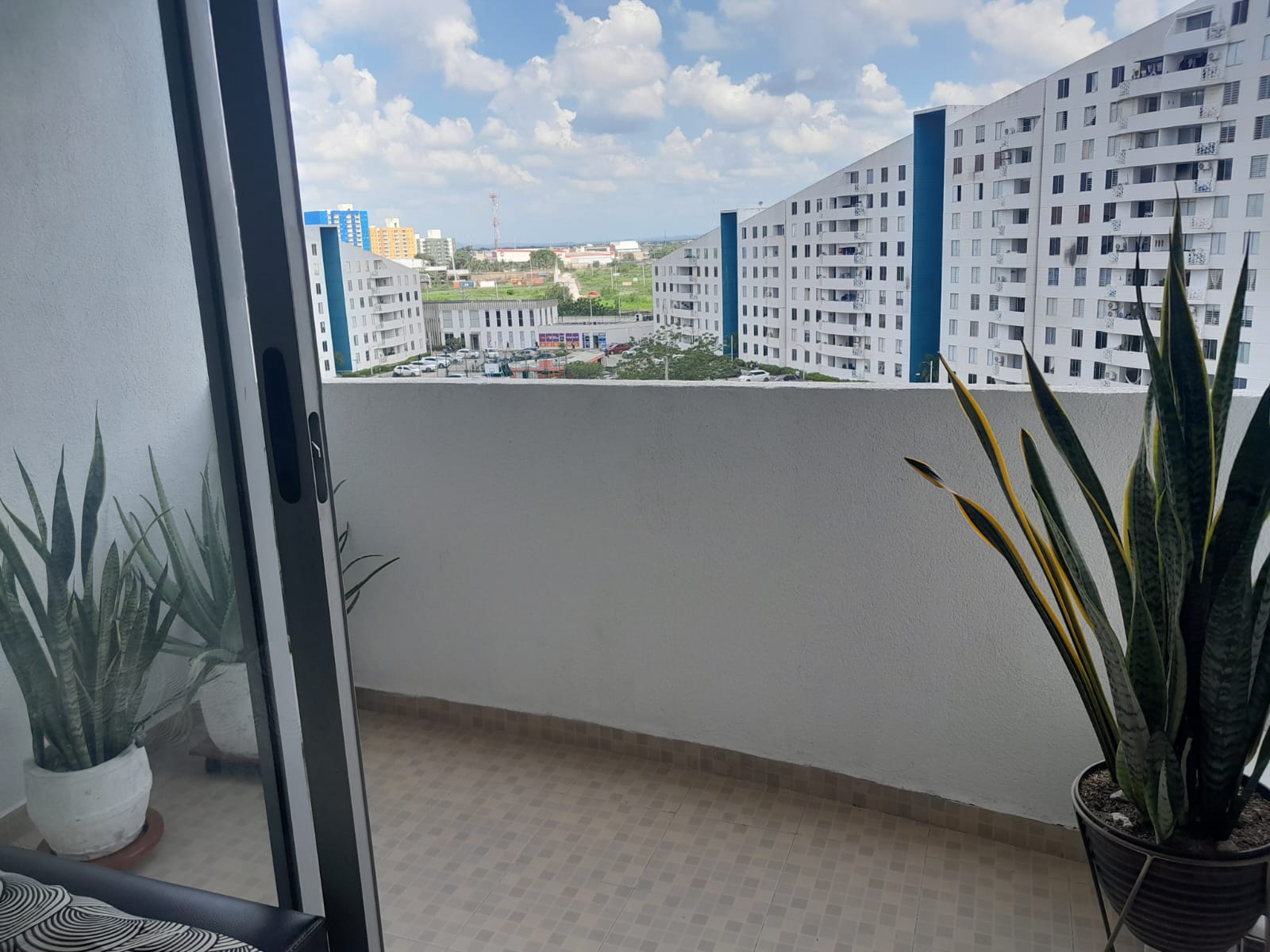 APARTAMENTO EN VENTA EN LA CAROLINA - CARTAGENA