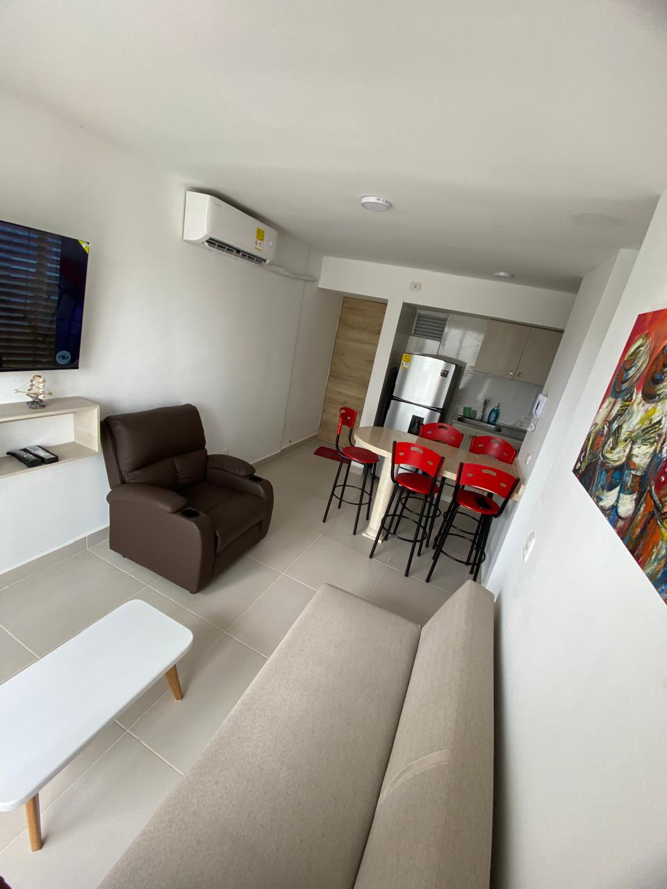 ARRIENDO APARTAMENTO AMOBLADO EN TORICES