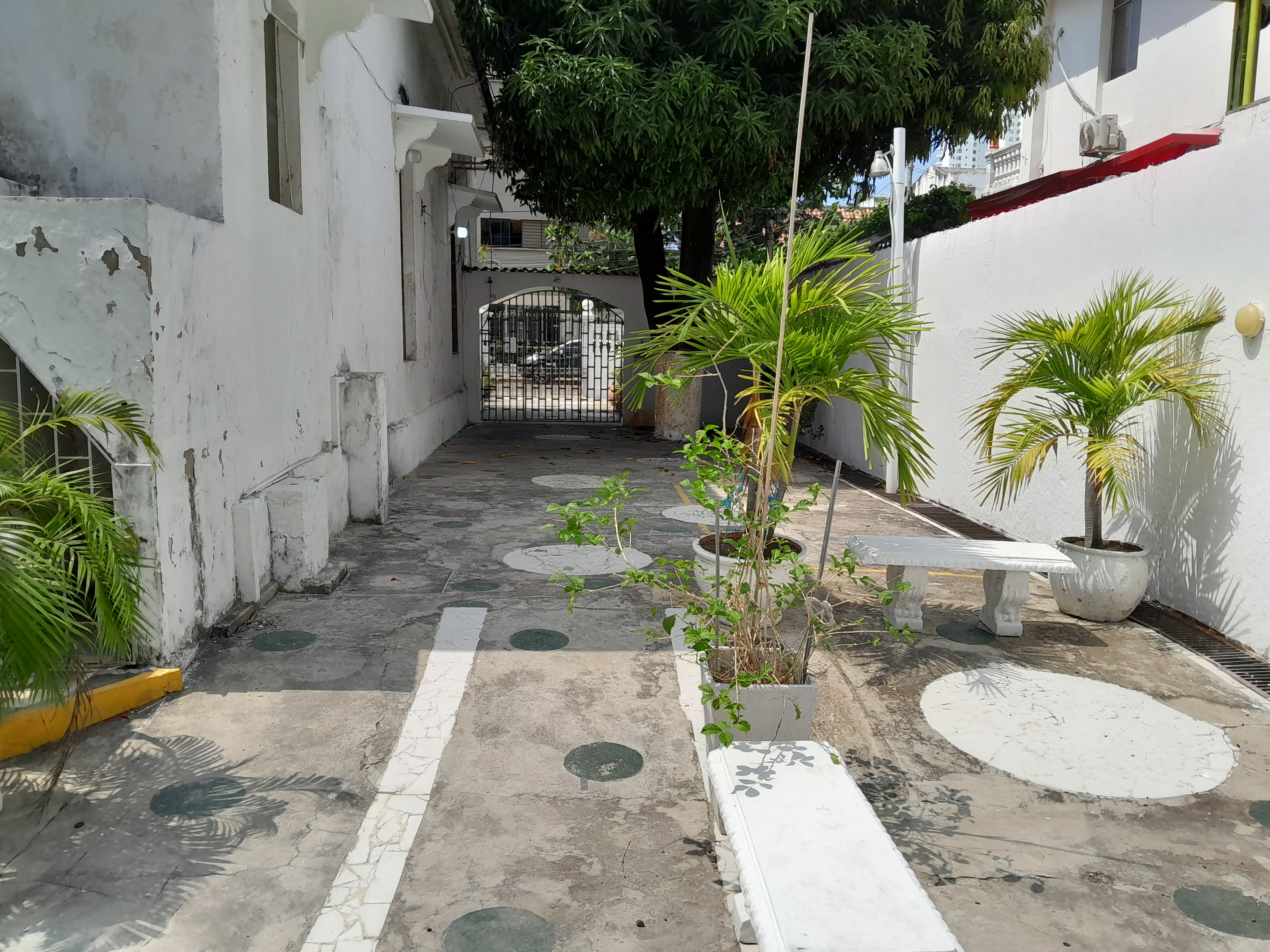 CASA EN VENTA, MANGA - CARTAGENA
