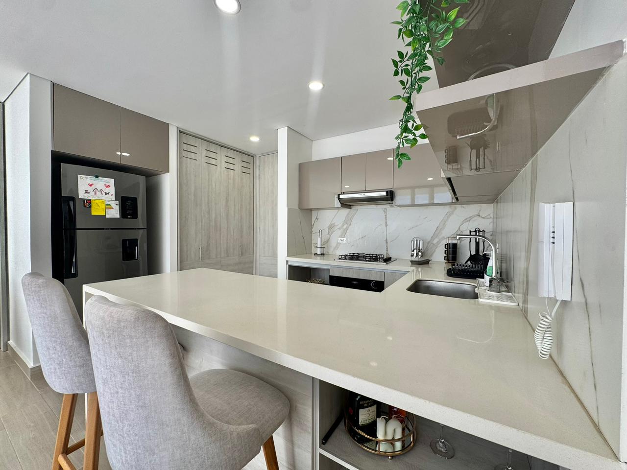 ARRIENDO APARTAMENTO AMOBLADO EN SERENA DEL MAR