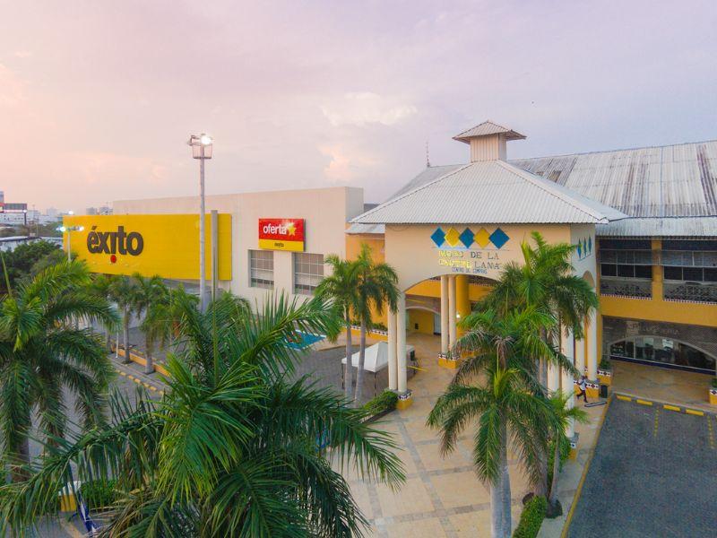 ISLA EN VENTA, CENTRO COMERCIAL LA CASTELLANA, CARTAGENA