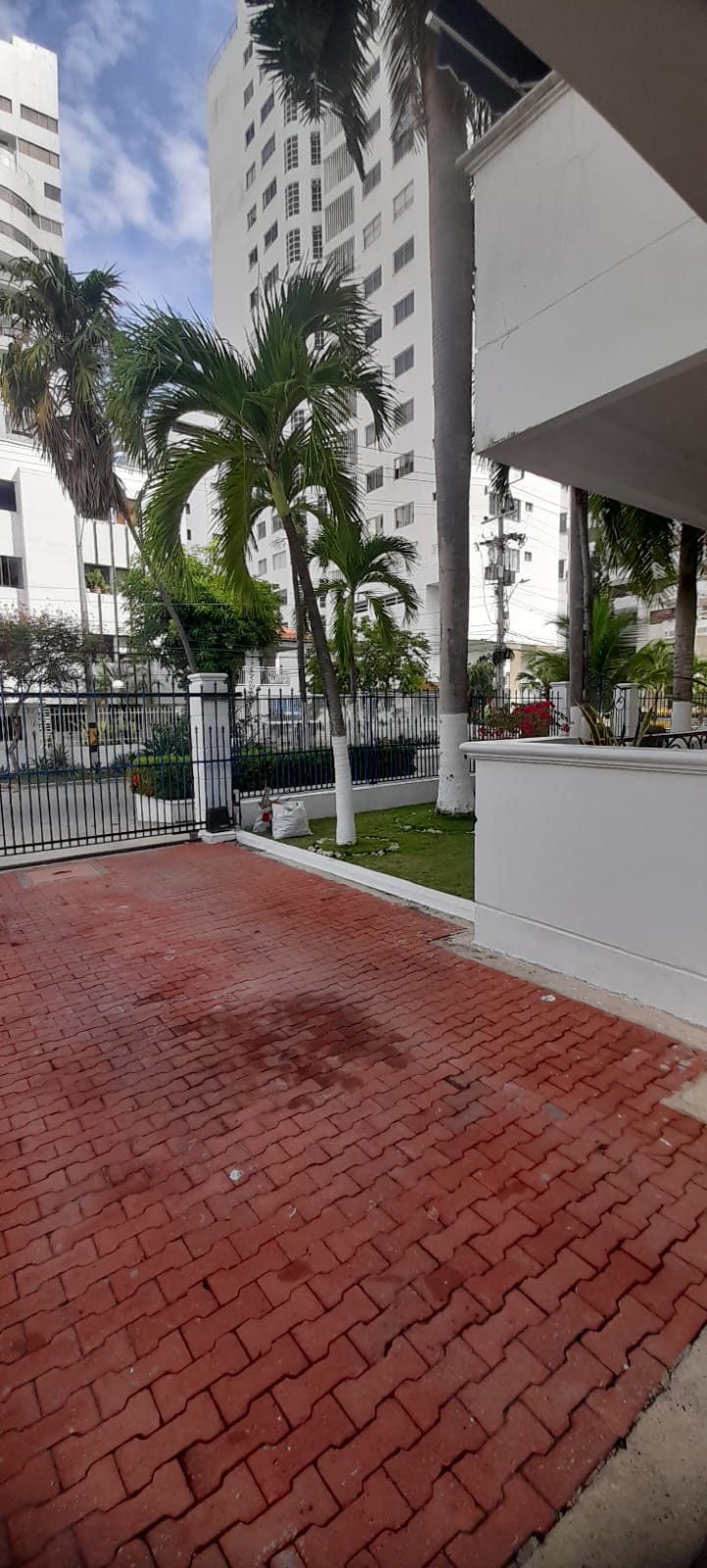 ARRIENDO APARTAMENTO EN BOCAGRANDE