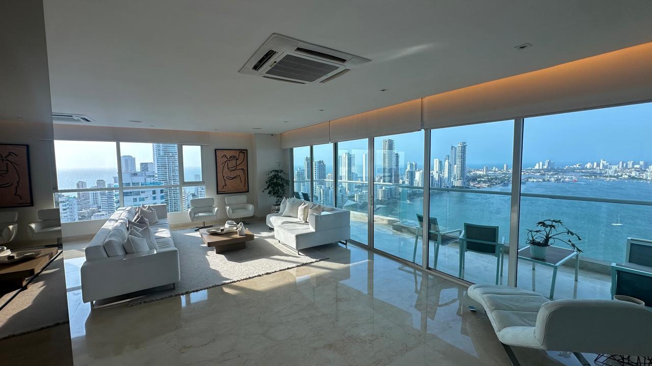 EN VENTA APARTAMENTO EN CASTILLOGRANDE - CARTAGENA