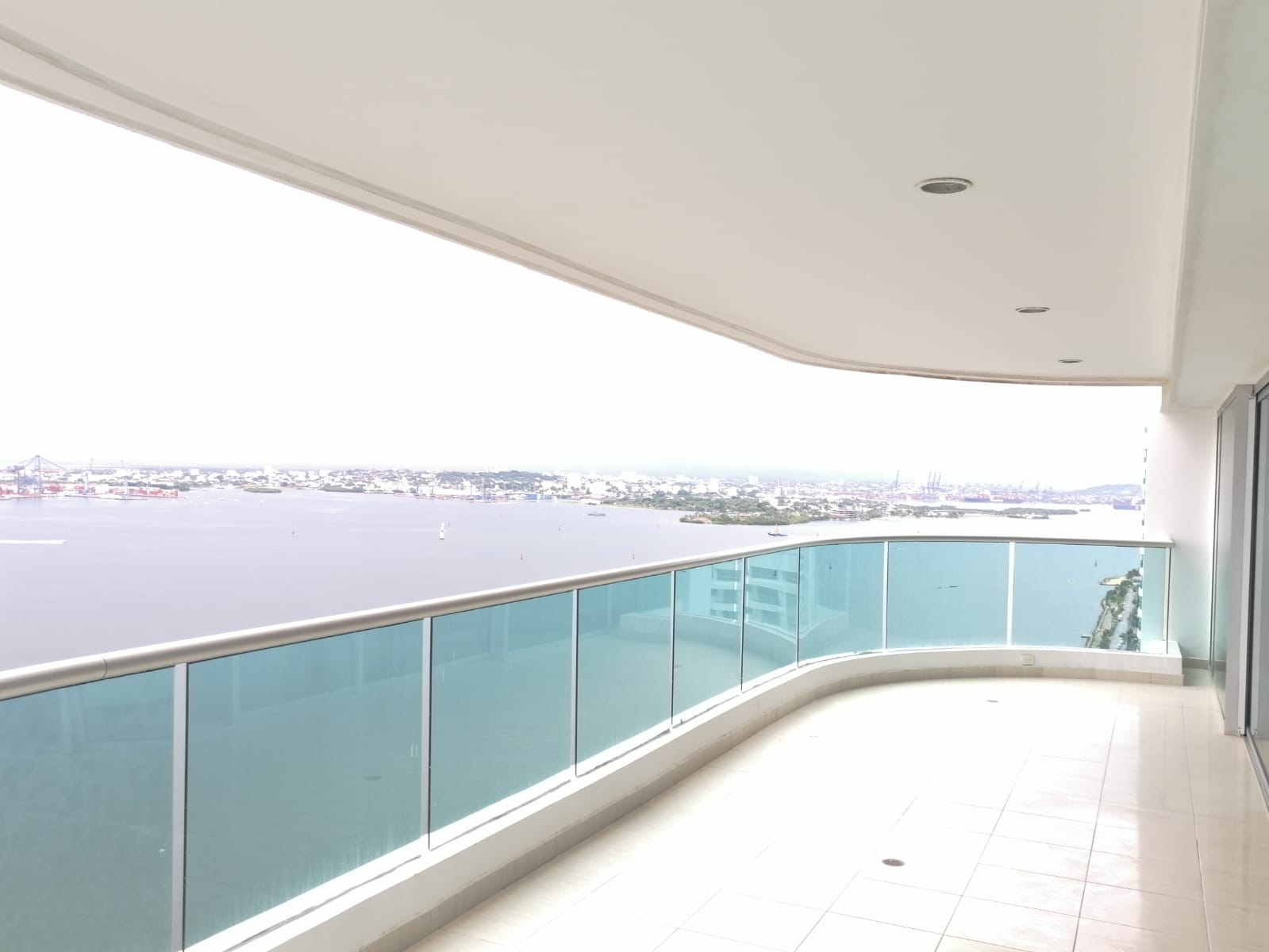 PENTHOUSE EN VENTA  BOCAGRANDE - CARTAGENA