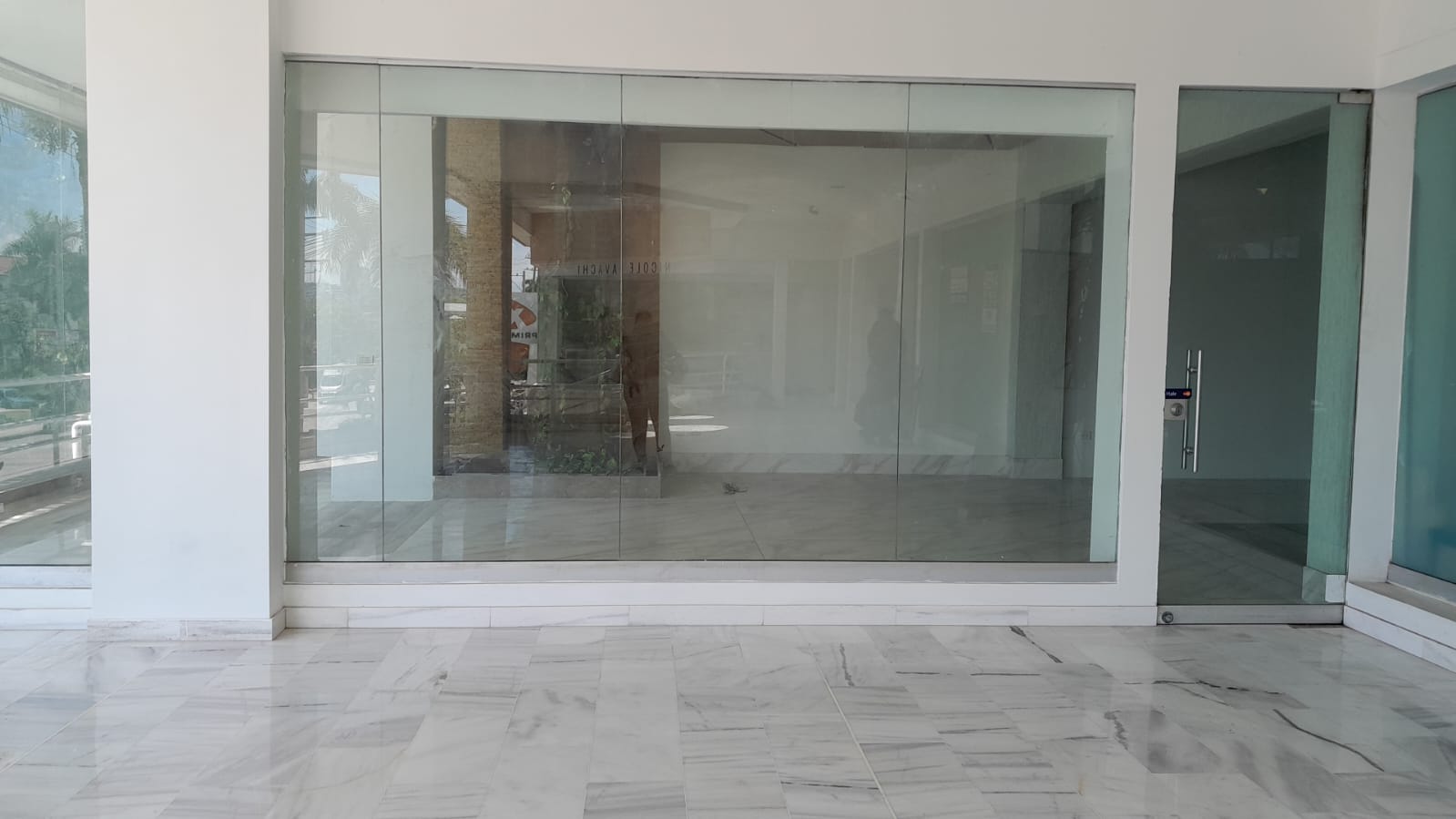 LOCAL EN ARRIENDO BOCAGRANDE - CARTAGENA