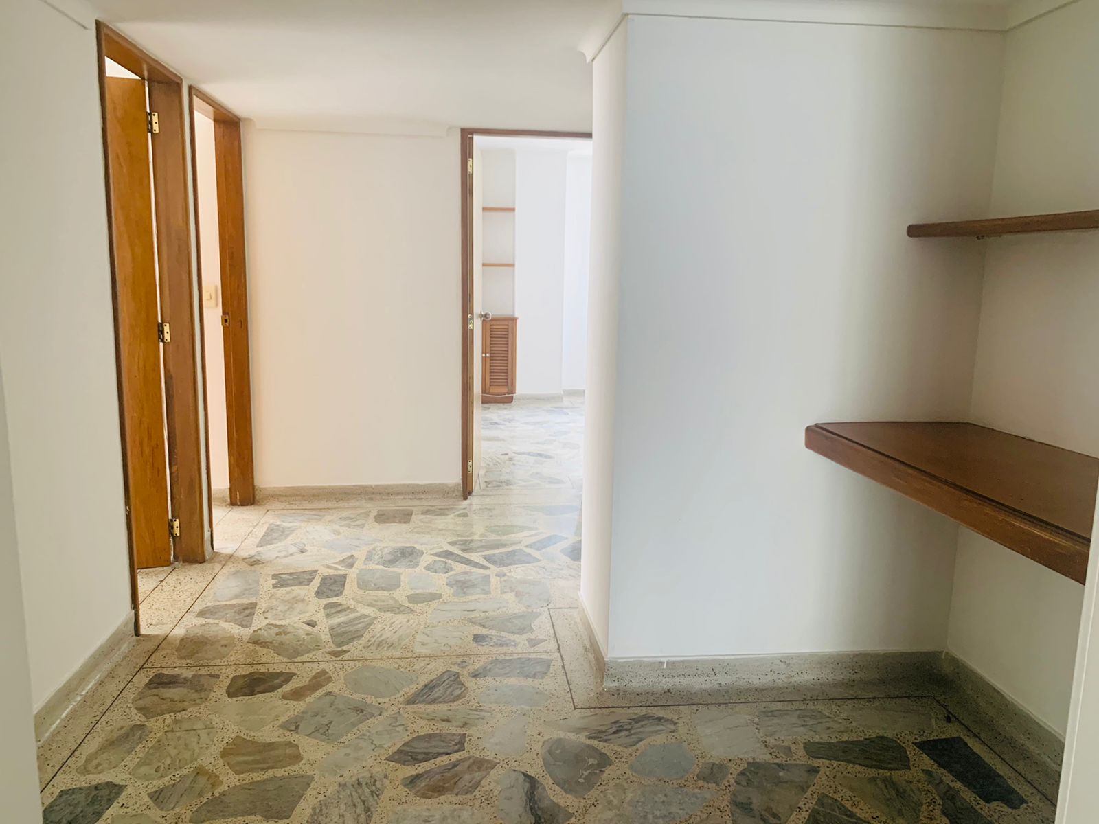 APARTAMENTO EN VENTA , BOCAGRANDE - CARTAGENA