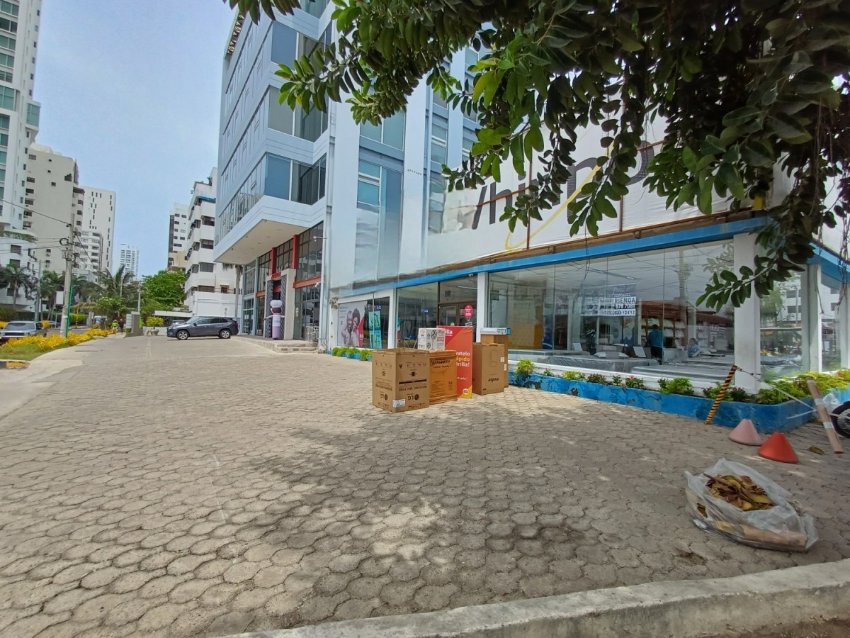 LOCAL EN ARRIENDO BOCAGRANDE - CARTAGENA